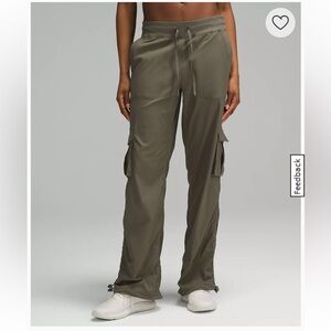Lululemon relaxed fit dance studio cargo pant. Army Green. Size XL (14-16)